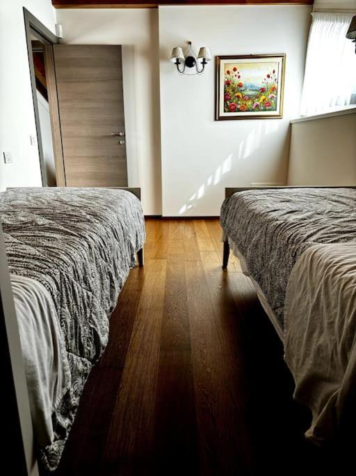 Joy Apartment Mezzegra Buitenkant foto
